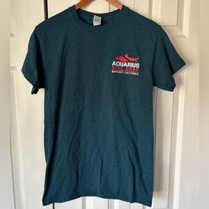 Aquarius Dive Shop Graphic Tee Size Small